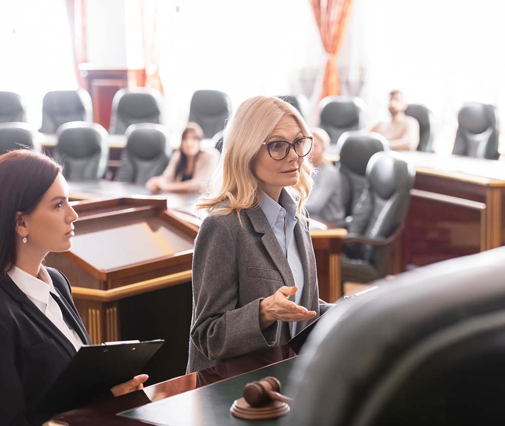 female attorney in san jose, ca court room